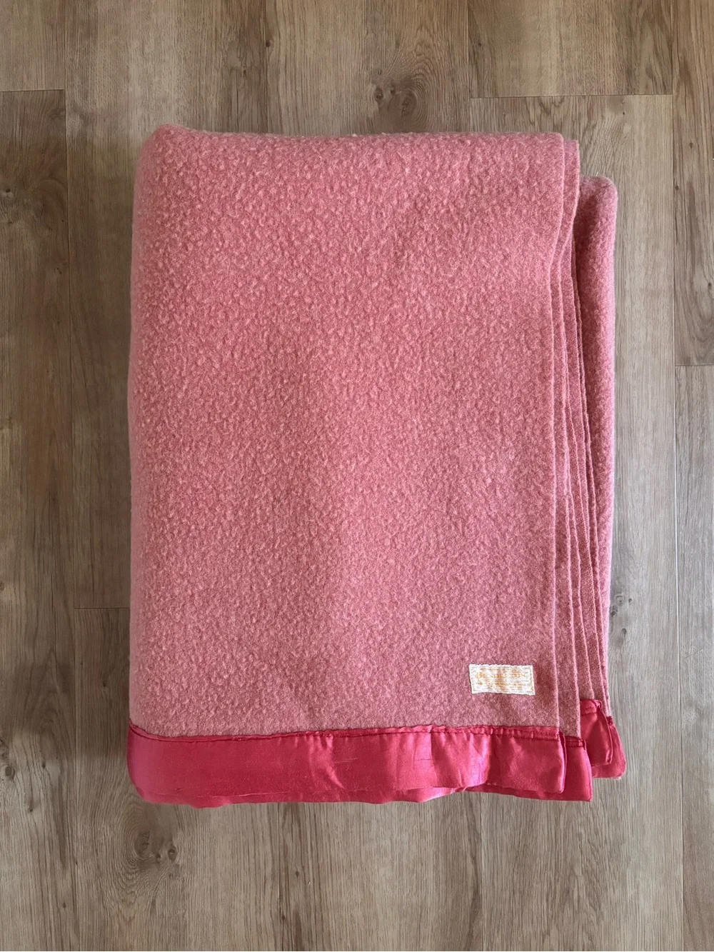 Vintage Pendleton Wool Blanket with Satin Trim 80x62 Pink Rose Mauve Large Throw